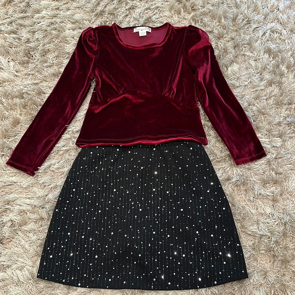NWOT Girls 2 piece outfit